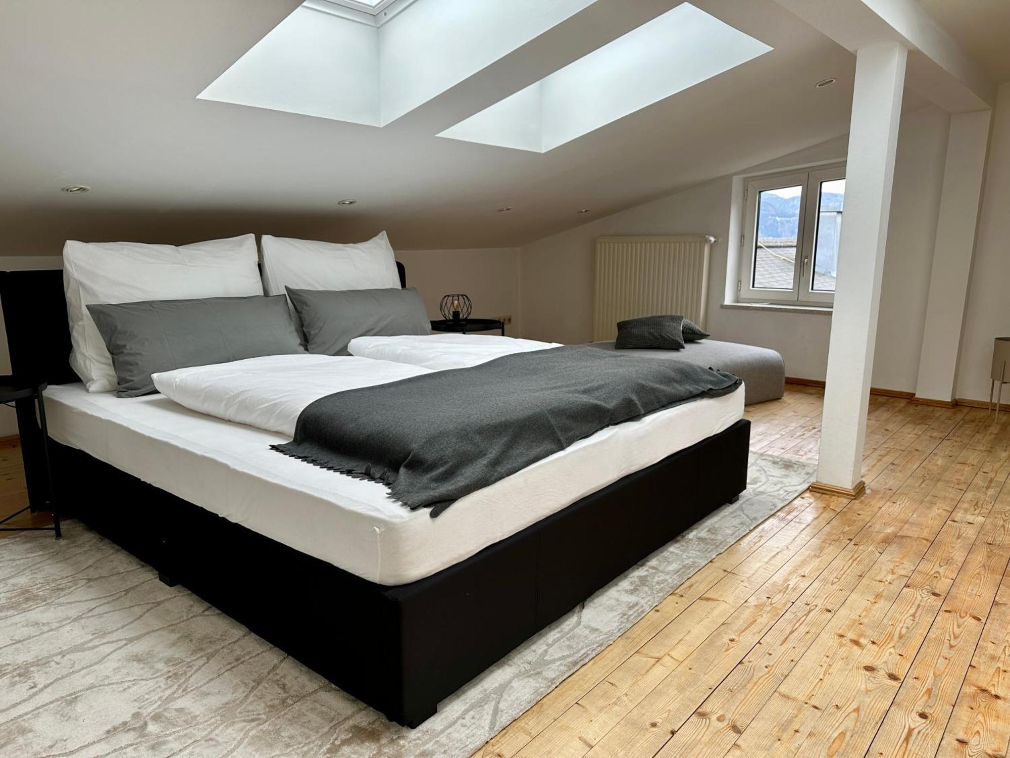 17Er Apartment Mit Sauna Und Privater Garage Mondsee Exteriör bild